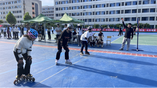唐山幼儿师范高等专科学校第三届速度轮滑比赛顺利完赛